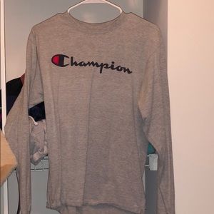 grey long sleeve champion shirt